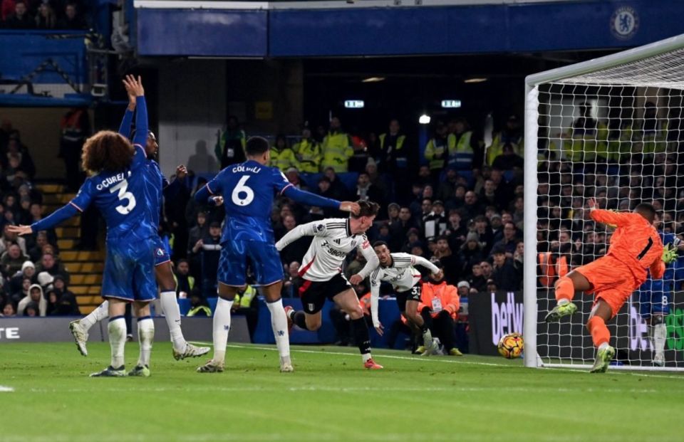 雷霆以132比111大胜独行侠，亚历山大高效砍下33分，延续14连胜。